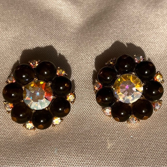 Authentic Vintage crown Trifari Jewels Rhinestone Cabochon Clip Earrings - Picture 6 of 7